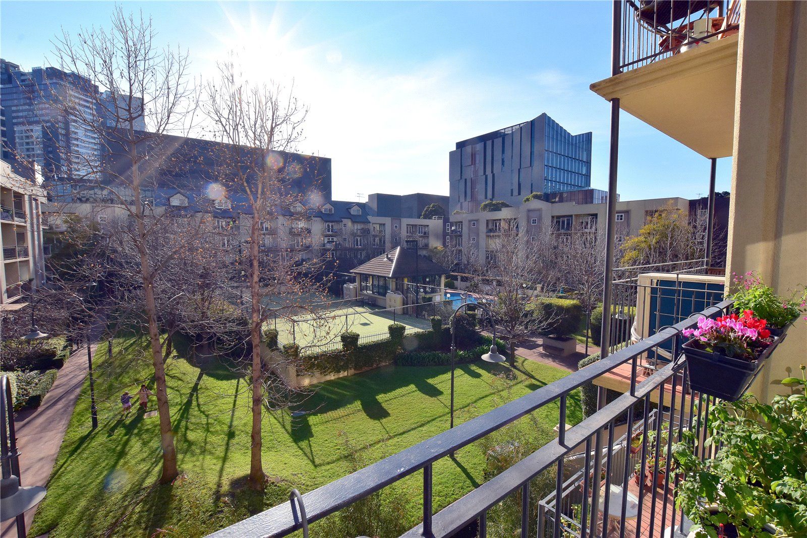 2 bedrooms Apartment / Unit / Flat in 62/120 Sturt Street SOUTHBANK VIC, 3006