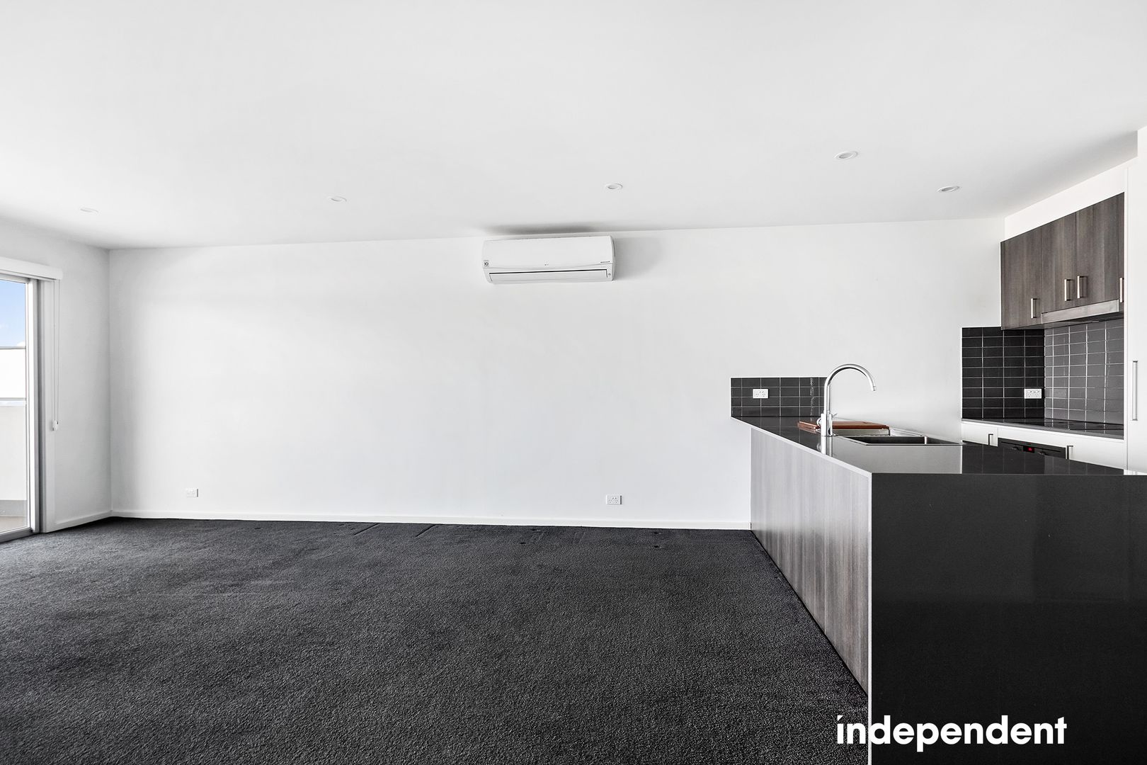 33/15 Stockman Avenue, Lawson ACT 2617, Image 2