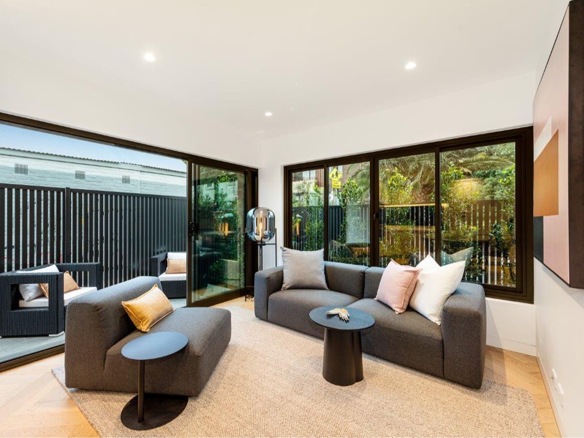 2 bedrooms Townhouse in 4A Gooch Street PRAHRAN VIC, 3181