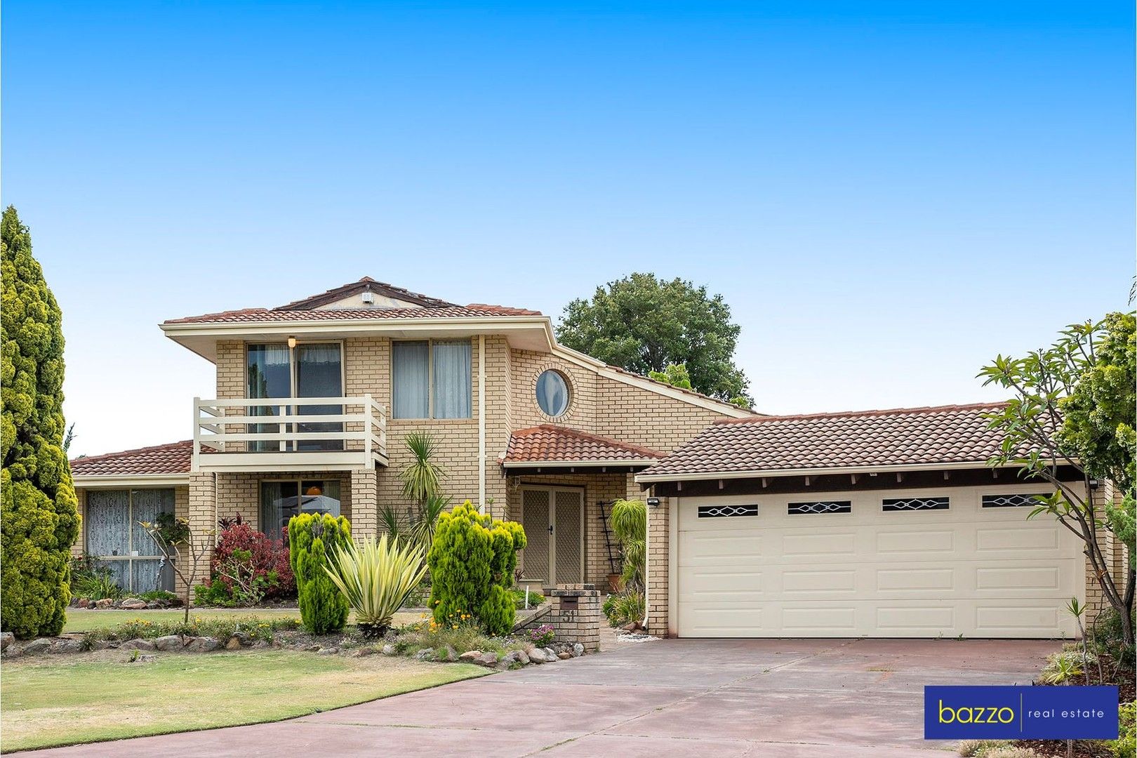 4 bedrooms House in 51 Lakeshore Close BALLAJURA WA, 6066