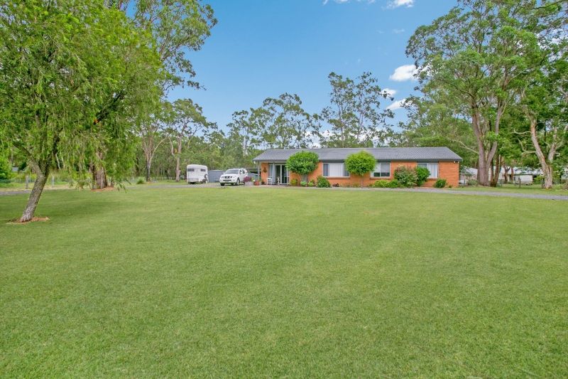 52 Francene Avenue, SALT ASH NSW 2318, Image 0