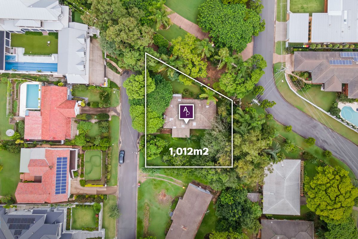 3 bedrooms House in 33 Garema Street INDOOROOPILLY QLD, 4068