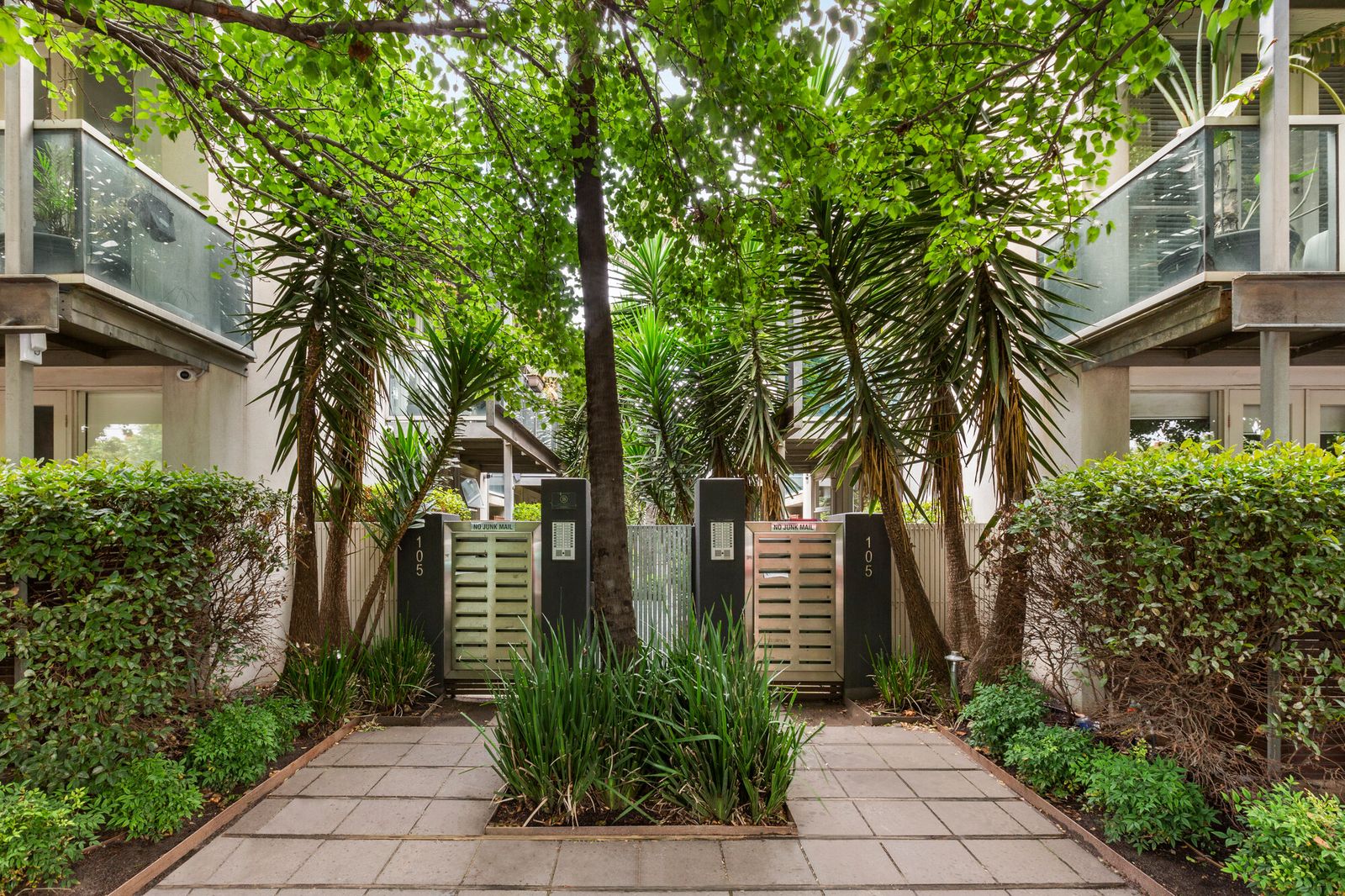 10/107 Park Street, St Kilda West VIC 3182 Domain
