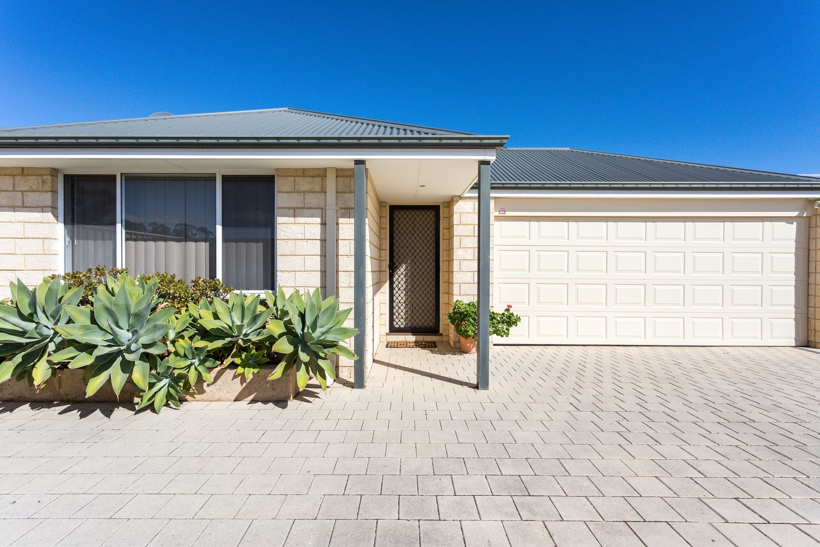 30 Illyarrie Avenue, Falcon WA 6210, Image 1