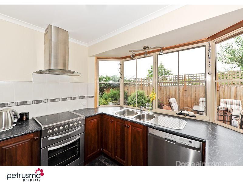 2A Martyn Place, BRIGHTON TAS 7030, Image 2