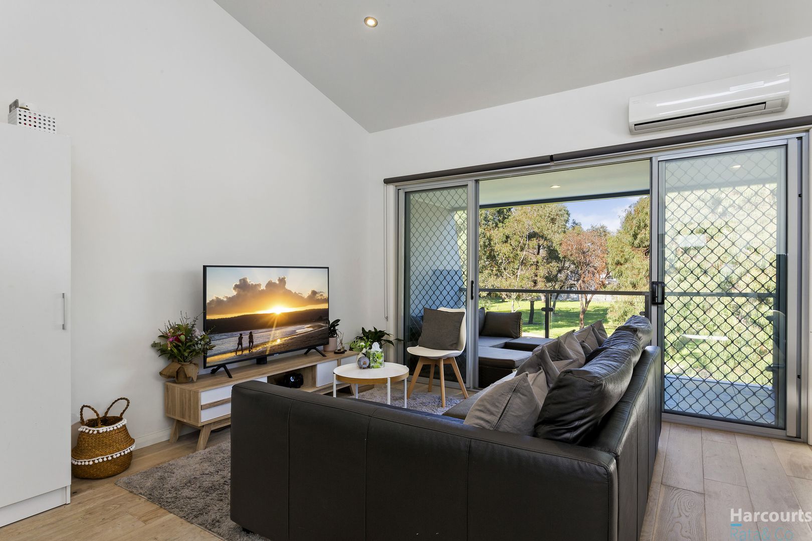 2/14 Park Street, Pascoe Vale VIC 3044, Image 1