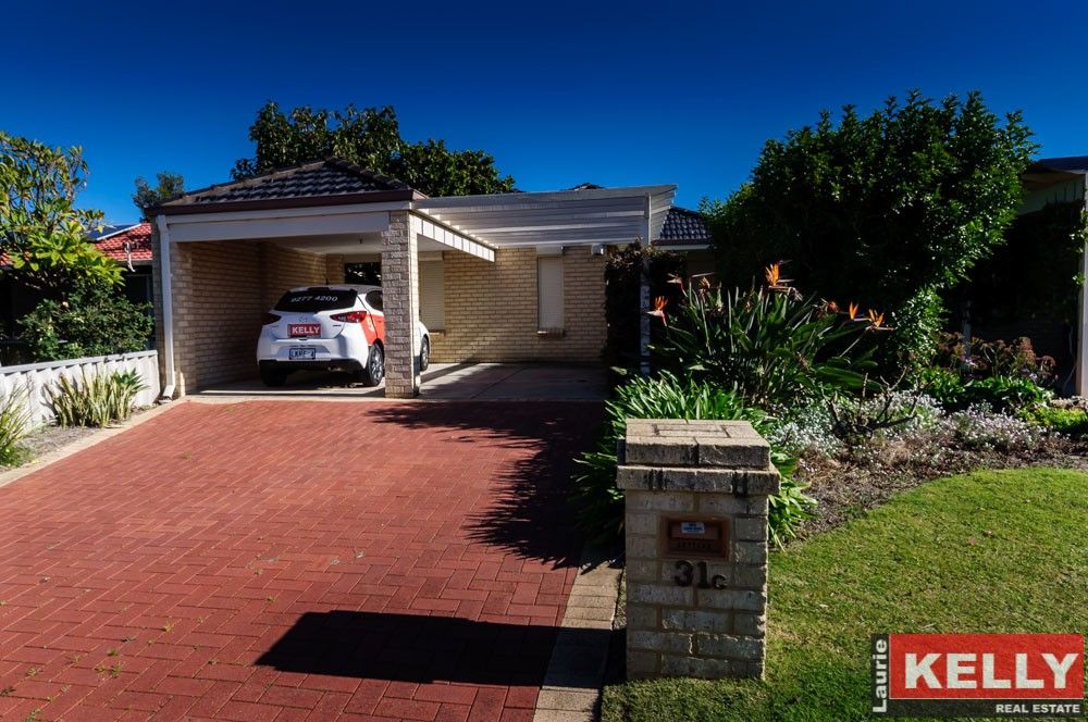 3 bedrooms House in 31C MARCHAMLEY STREET CARLISLE WA, 6101