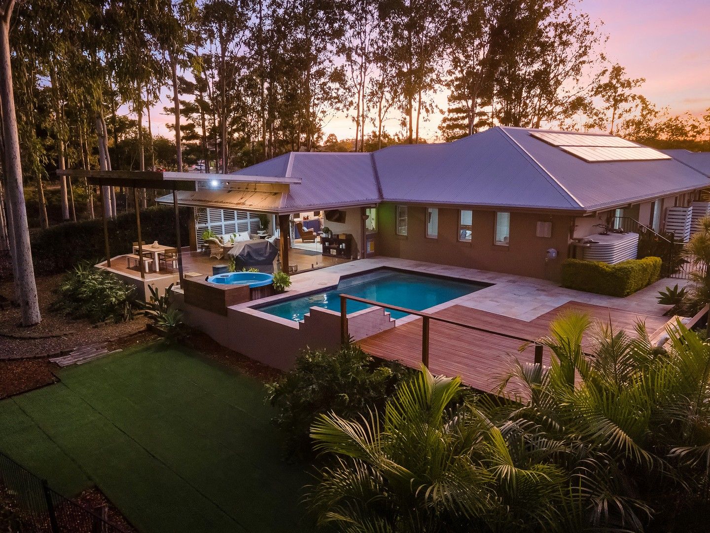 18 Wattletree Court, Brookwater QLD 4300, Image 0