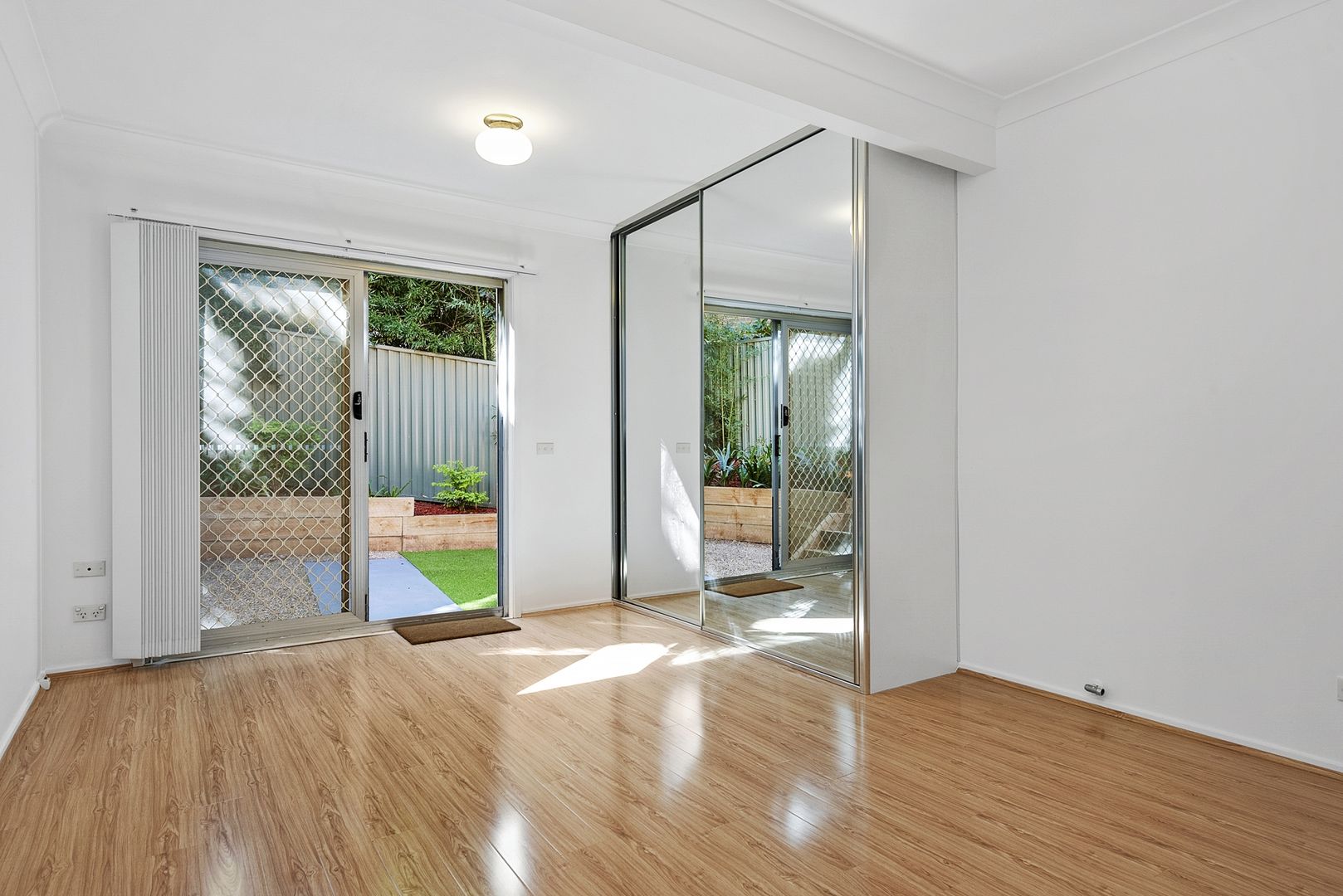 25/2-4 Stuart Avenue, Normanhurst NSW 2076, Image 1