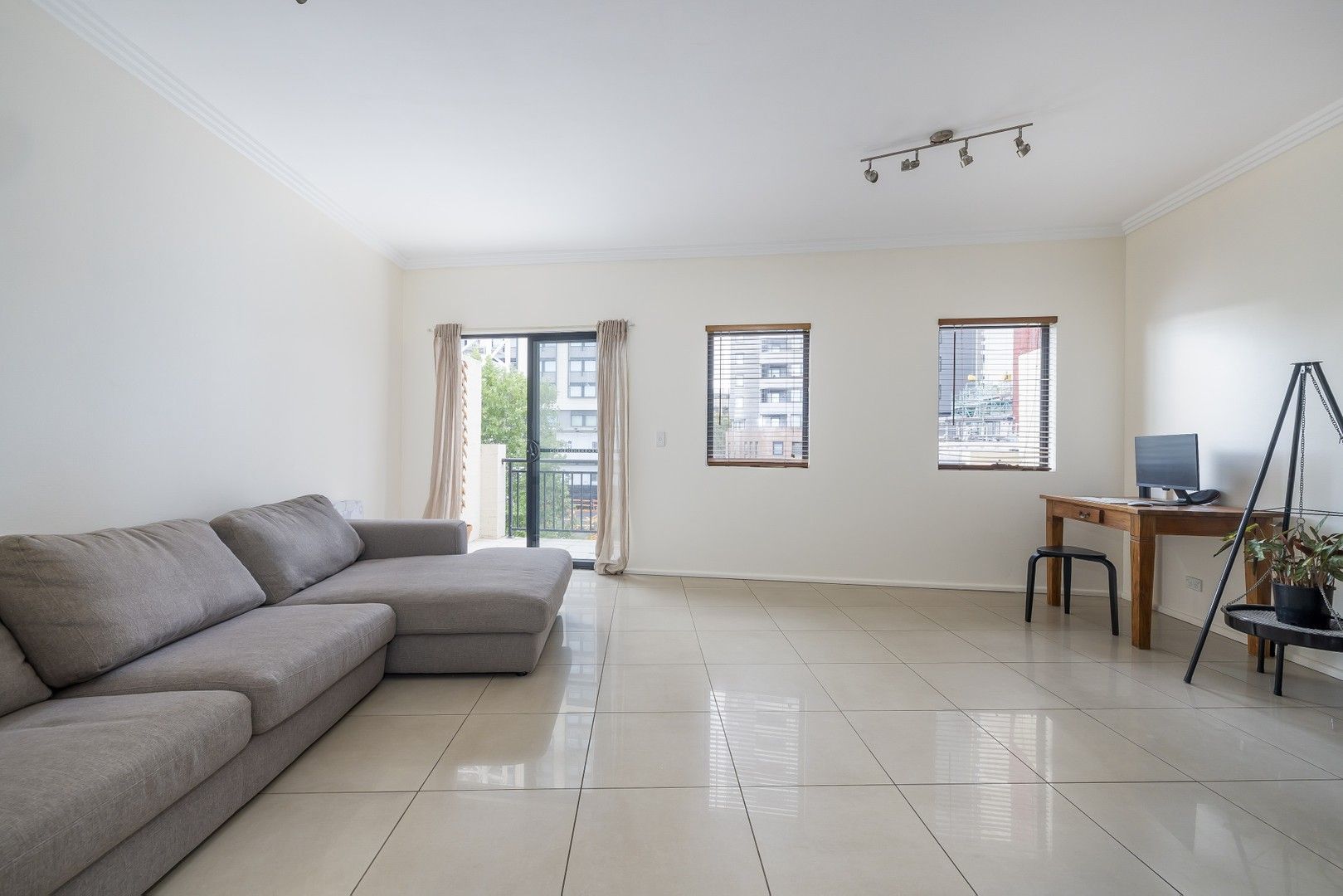 1 bedrooms Apartment / Unit / Flat in 5/143-145 Regent Street REDFERN NSW, 2016