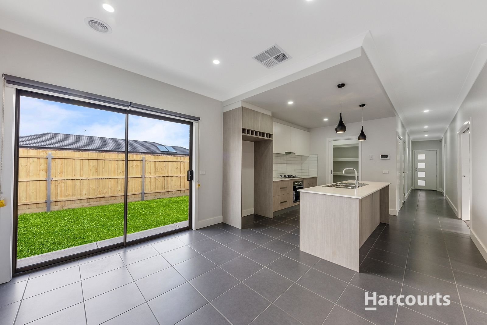 138 Claret Ash Boulevard, Harkness VIC 3337, Image 2