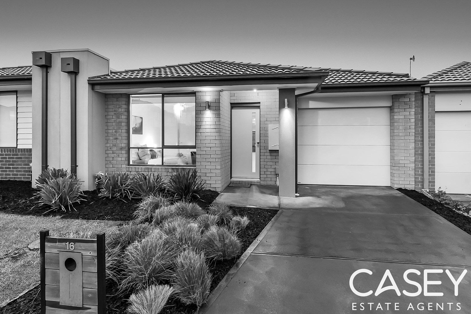 16 Portrait Place, Clyde North VIC 3978, Image 0