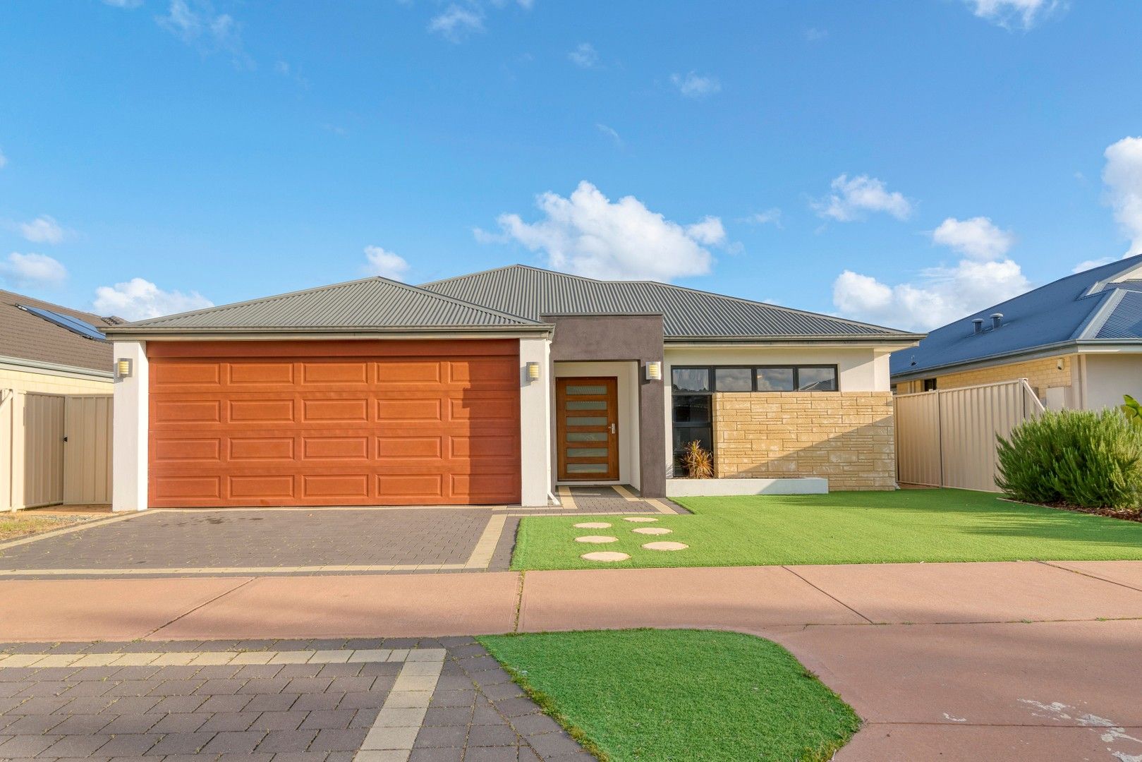 8 Melnik Street, Caversham WA 6055, Image 0