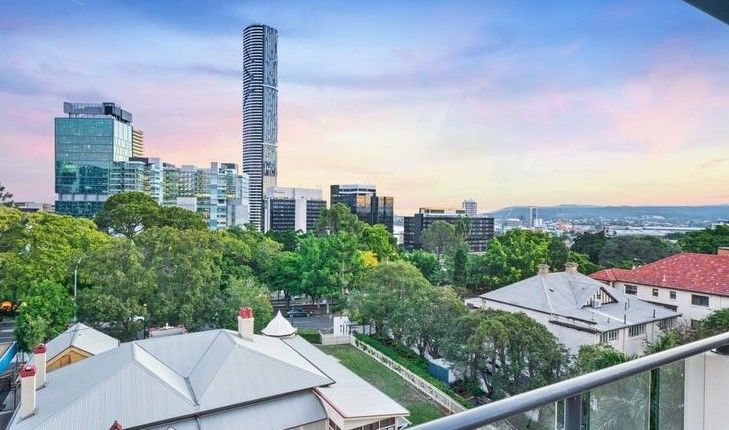 3 bedrooms Apartment / Unit / Flat in 287 Wickham Terrace SPRING HILL QLD, 4000