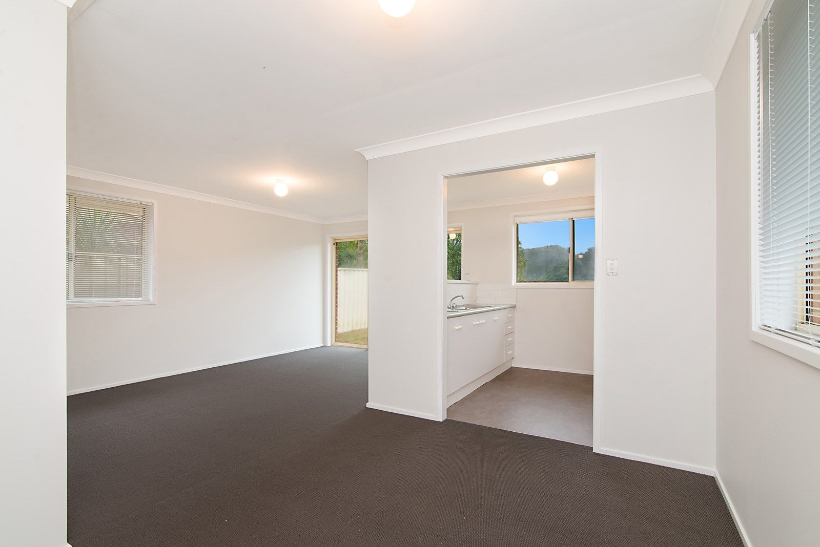 17 Coraki Close (a.k.a 17A andamp; 17B Coraki Close), Ourimbah NSW 2258, Image 2