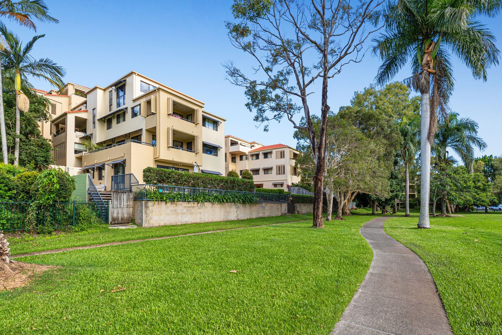 8/33 Dixon Street, Coolangatta QLD 4225, Image 0