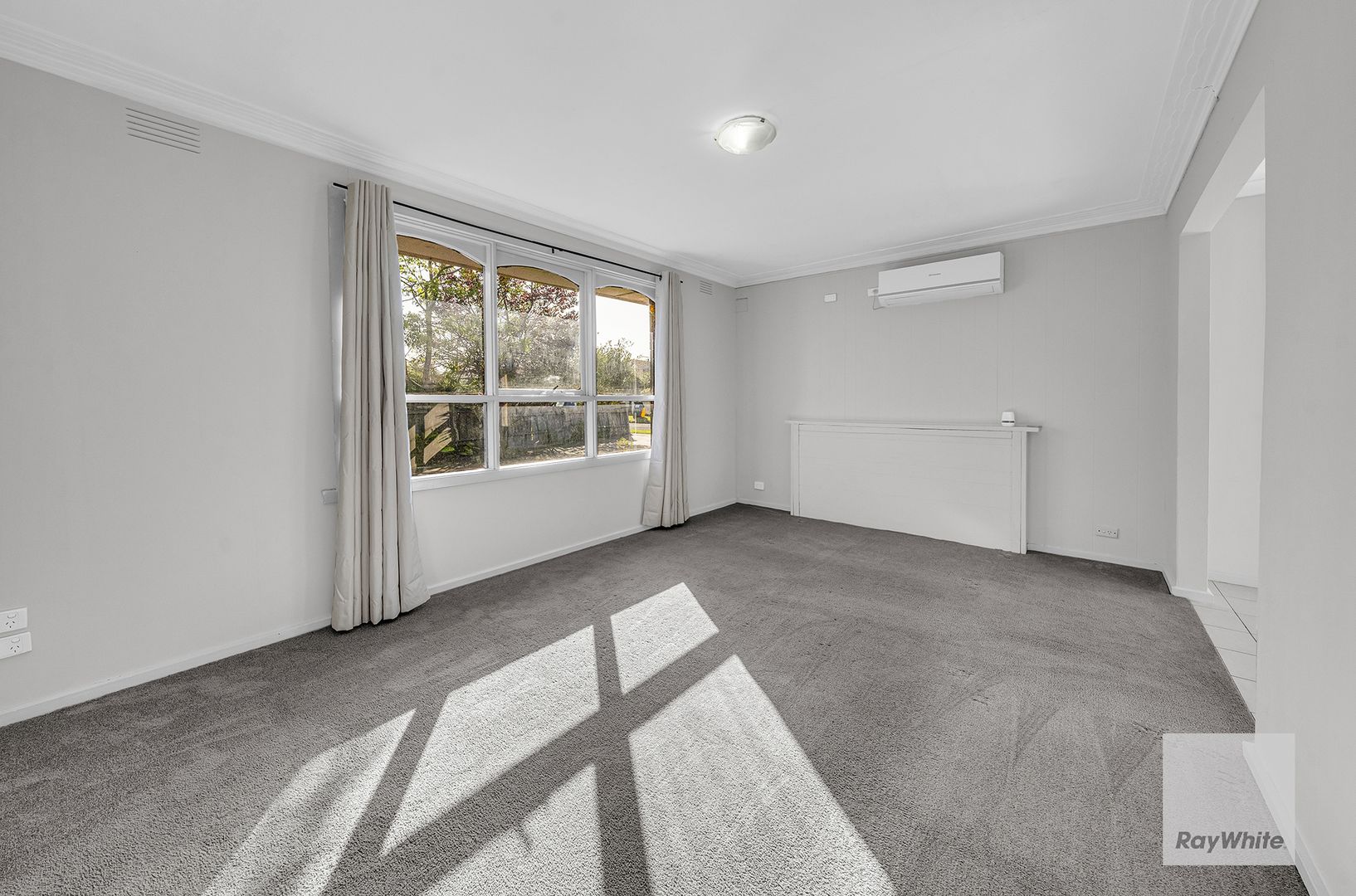 15 Vincent Street, Deer Park VIC 3023, Image 2