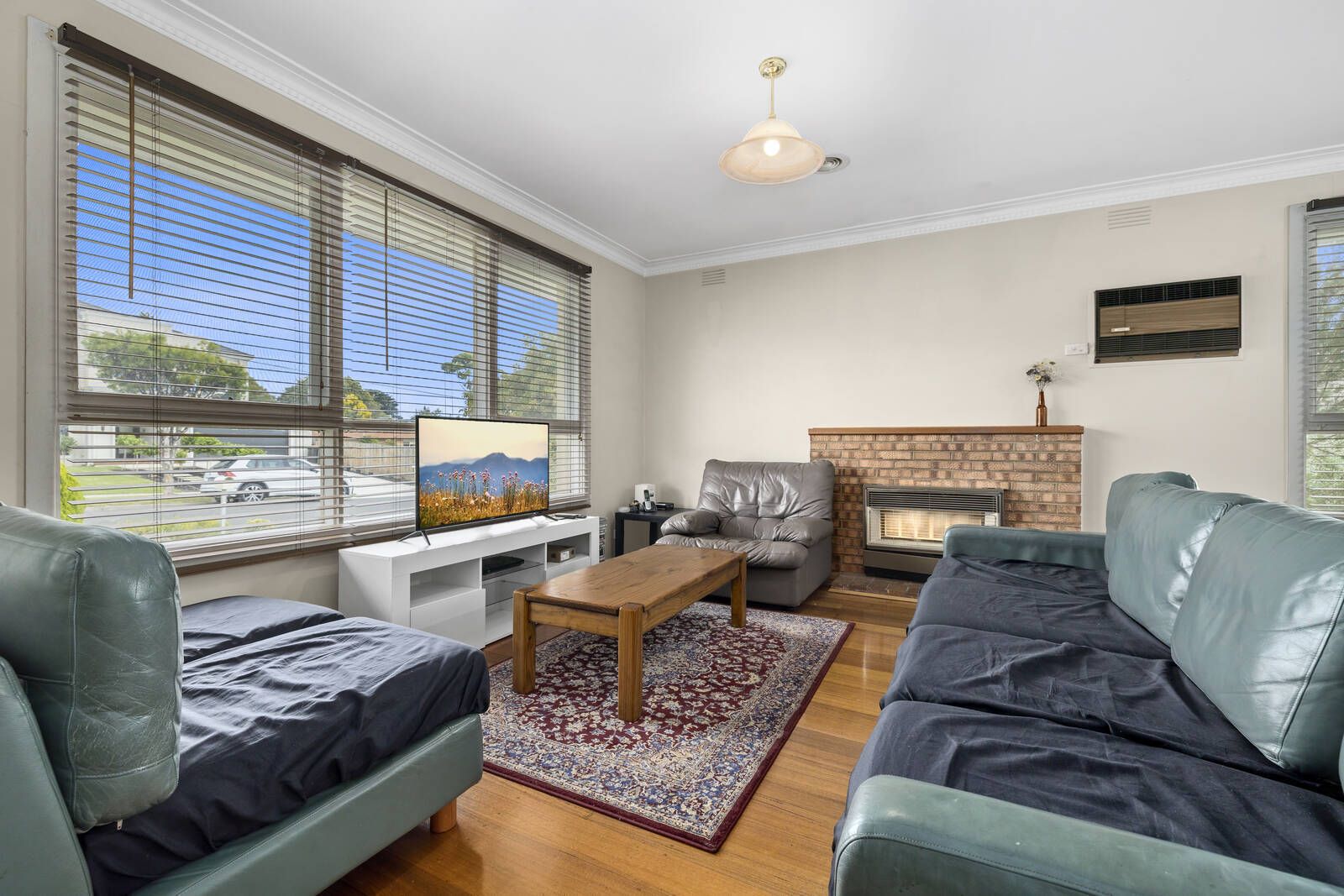 1/15 Emerald Street, Mount Waverley VIC 3149, Image 1