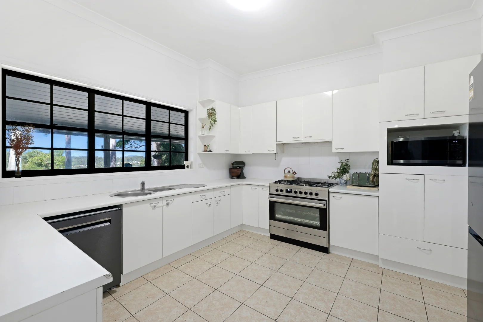 Additional image 11 of 50 Courtney Drive, Upper Coomera QLD 4209