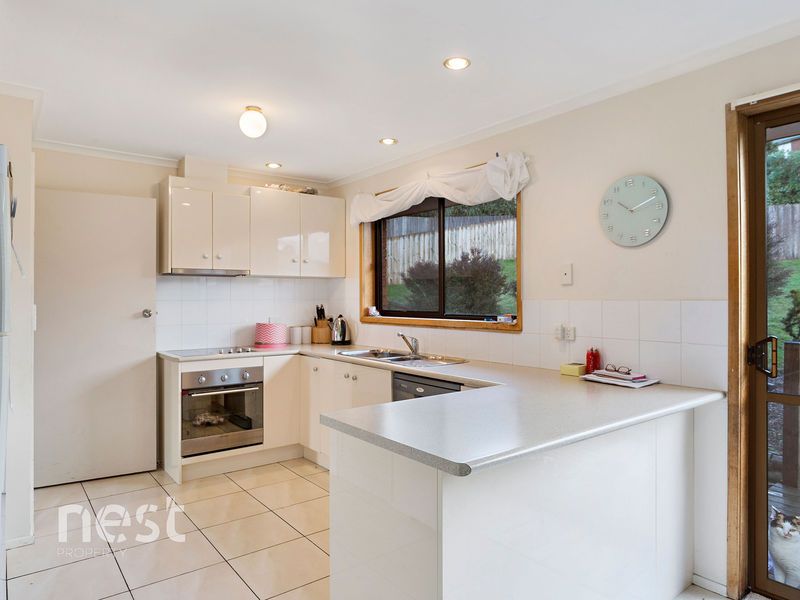 7 Stirling Avenue, Blackmans Bay TAS 7052, Image 1