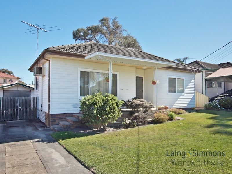 5 Webster Street, Pendle Hill NSW 2145, Image 0
