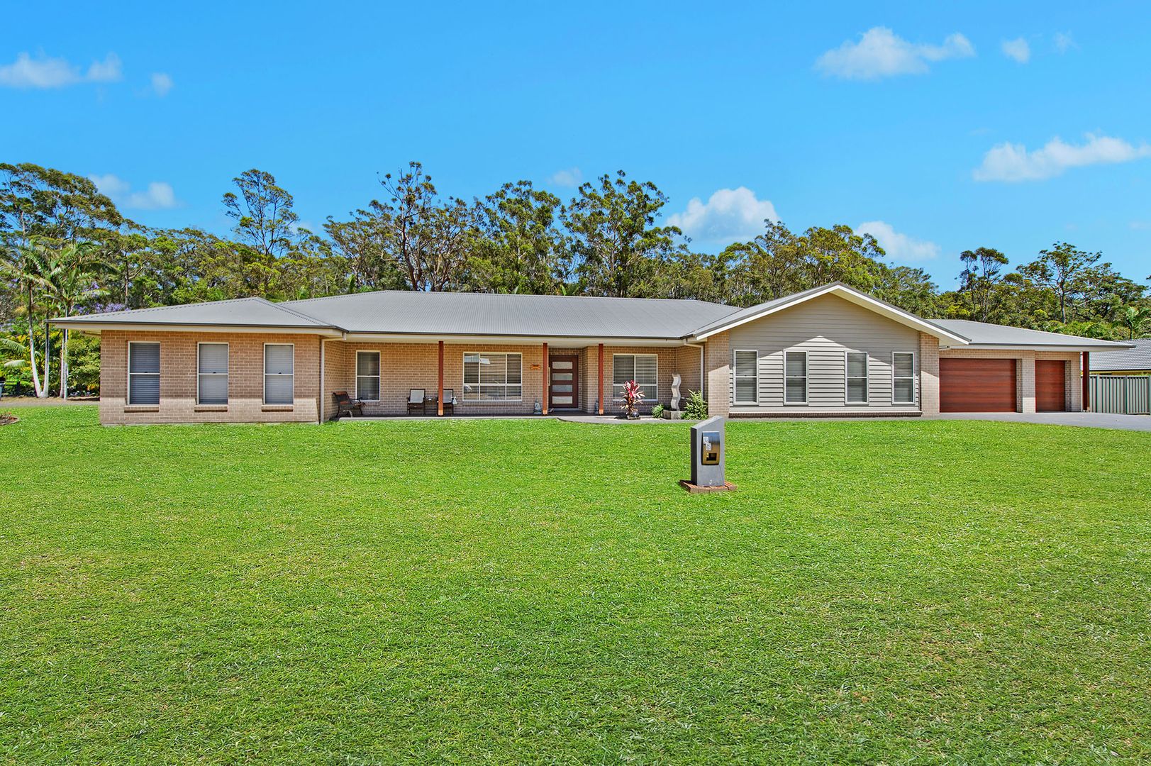 25 Lakeside Way, Lake Cathie NSW 2445, Image 1