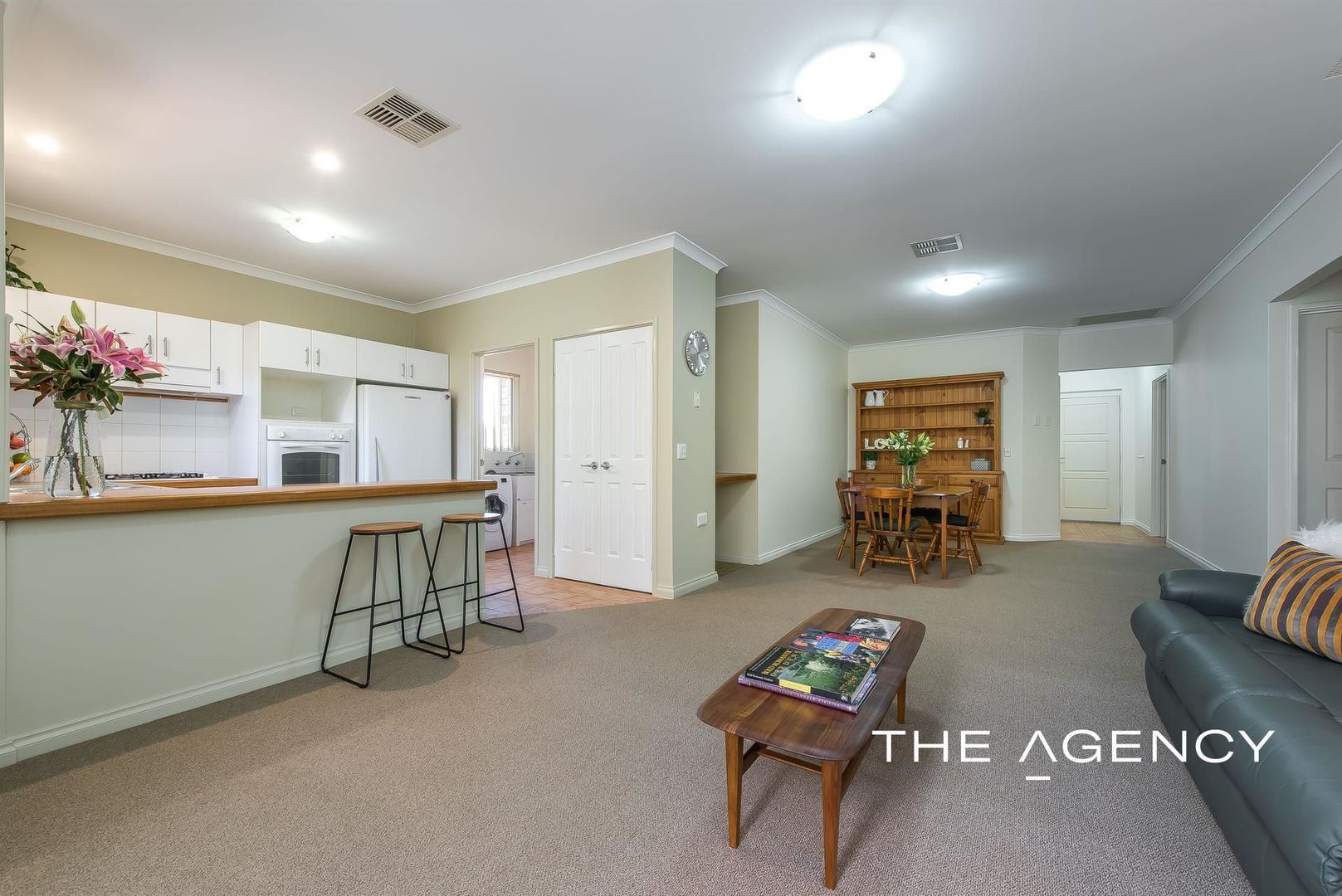 2/1 Camelot Street, Carine WA 6020, Image 2