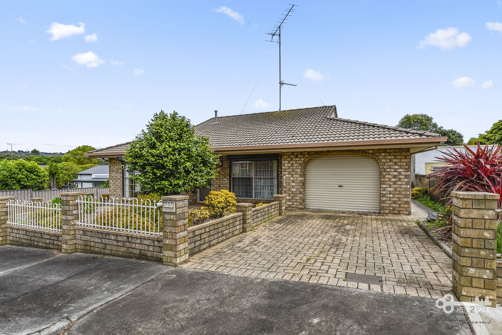 Sold 11 Hart Street Mount Gambier Sa 5290 On 08 Dec 2020 2016688199 Domain