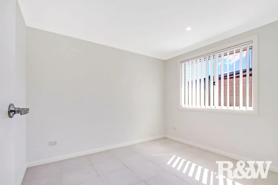 Additional image 4 of 16A Mynah Close, St Clair NSW 2759