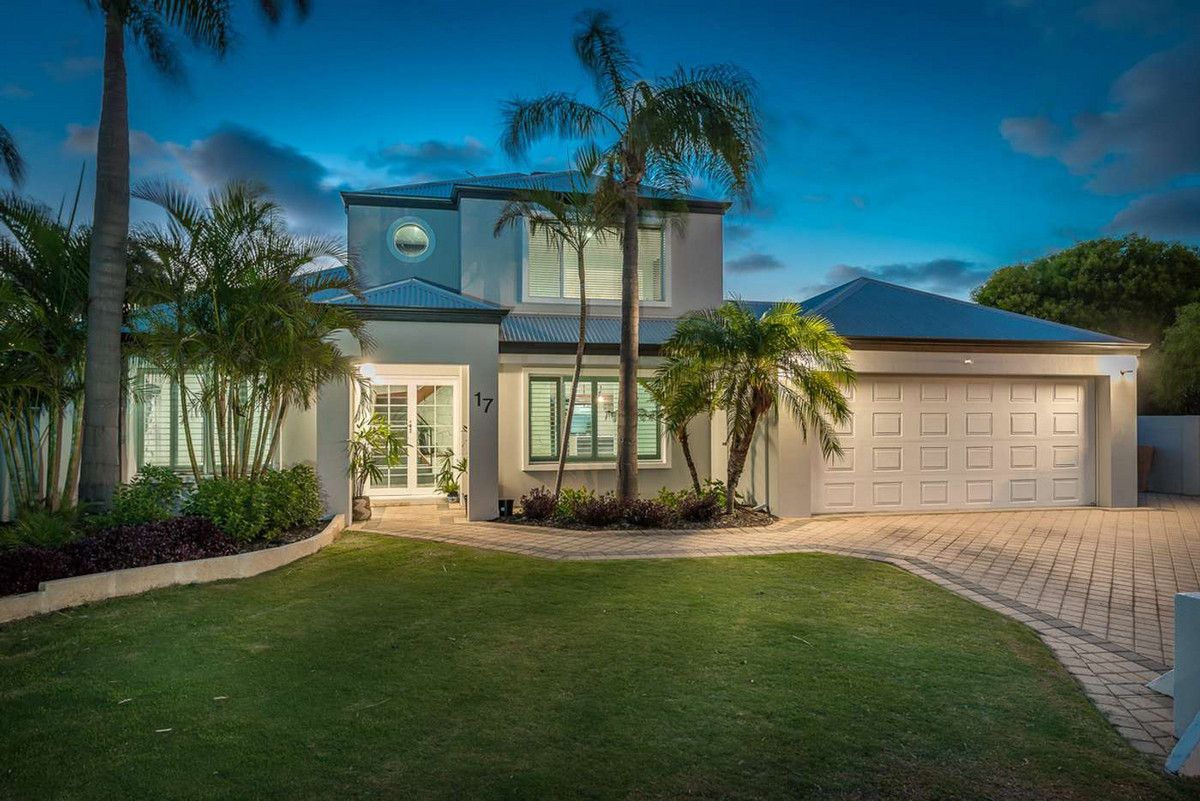 4 bedrooms House in 17 Olive Cove MULLALOO WA, 6027
