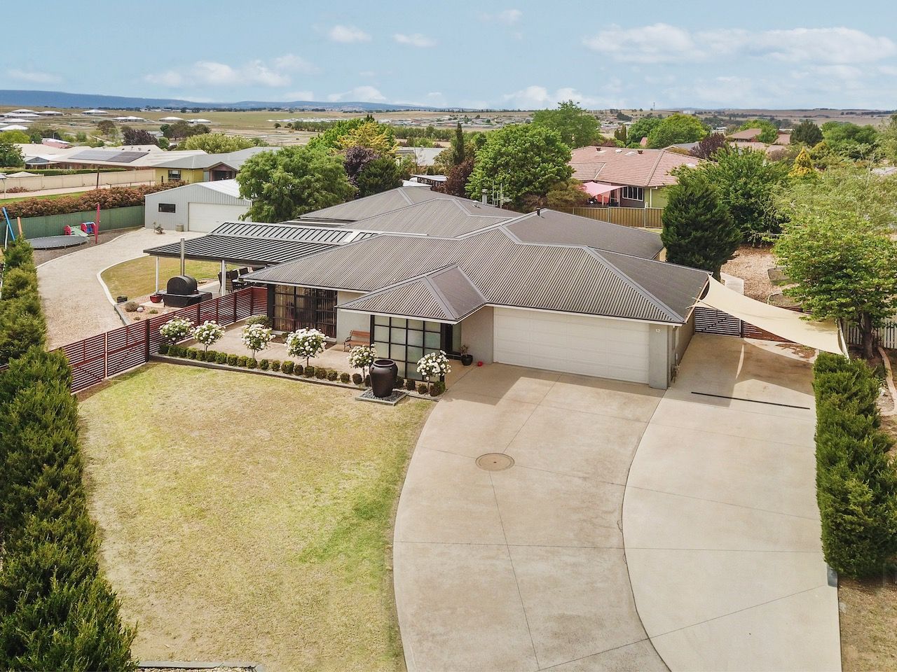 12 Roxburgh Drive, Kelso NSW 2795, Image 0