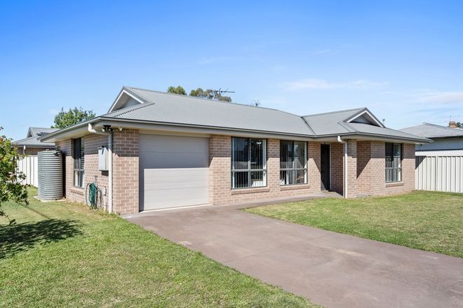 Picture of 32 Hill Street, SCONE NSW 2337