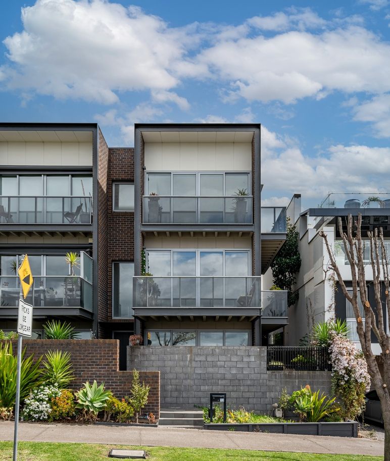 5 bedrooms Townhouse in 13 Jacks Way MARIBYRNONG VIC, 3032