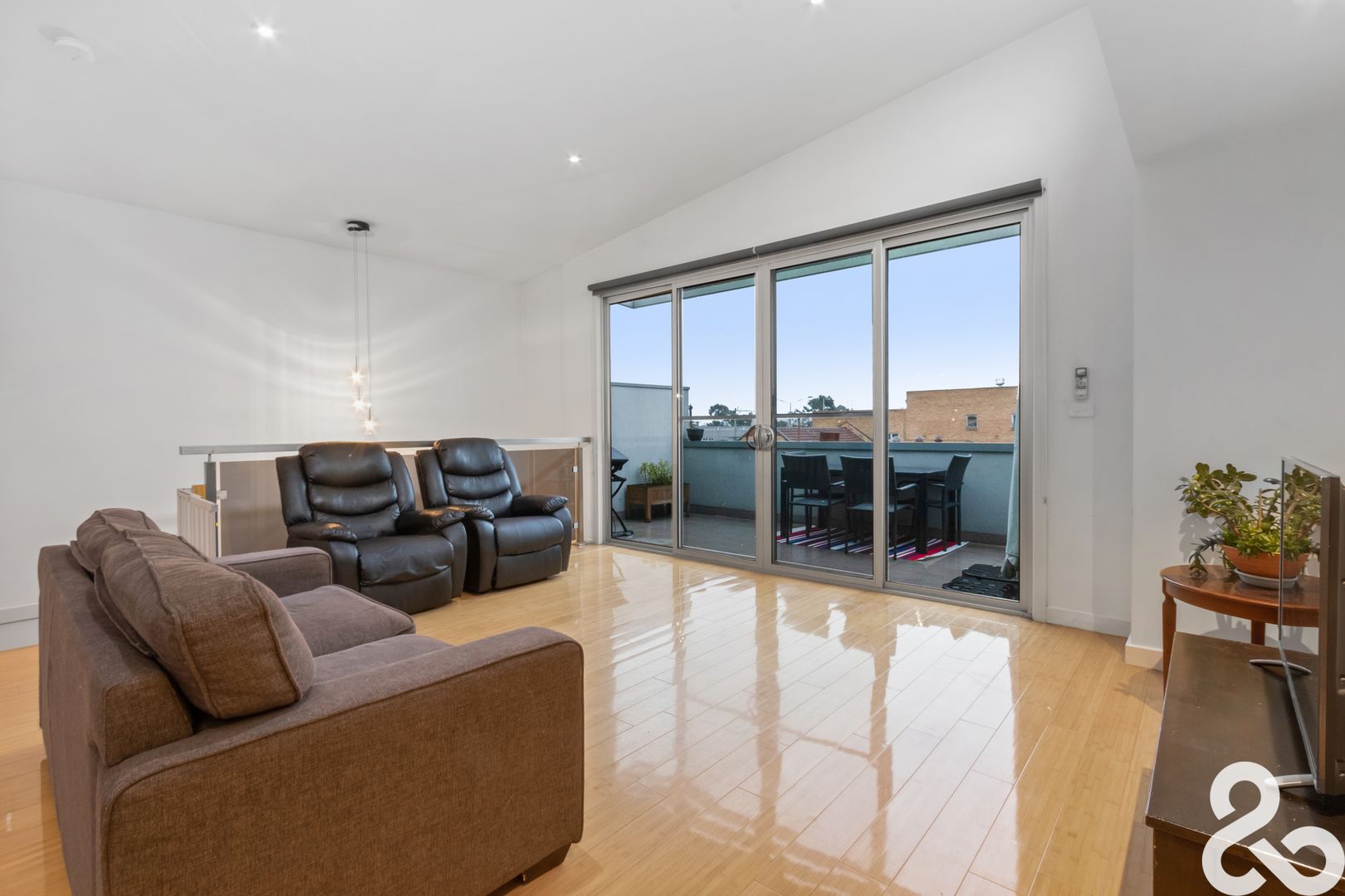 6/372 Bell Street, Preston VIC 3072, Image 2