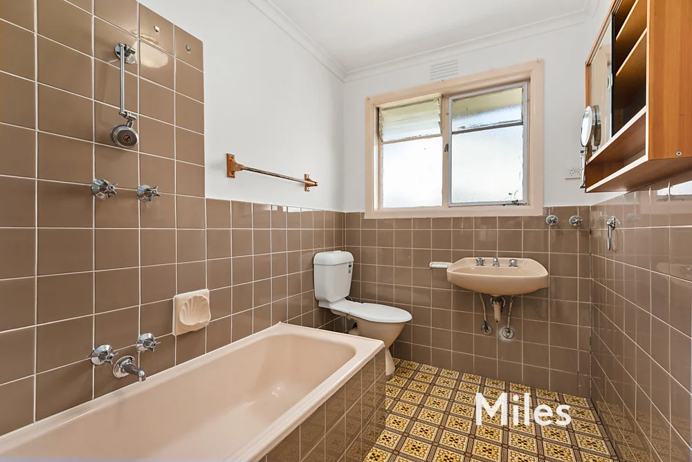 Additional image 5 of 5/16 Elphin Street, Ivanhoe VIC 3079