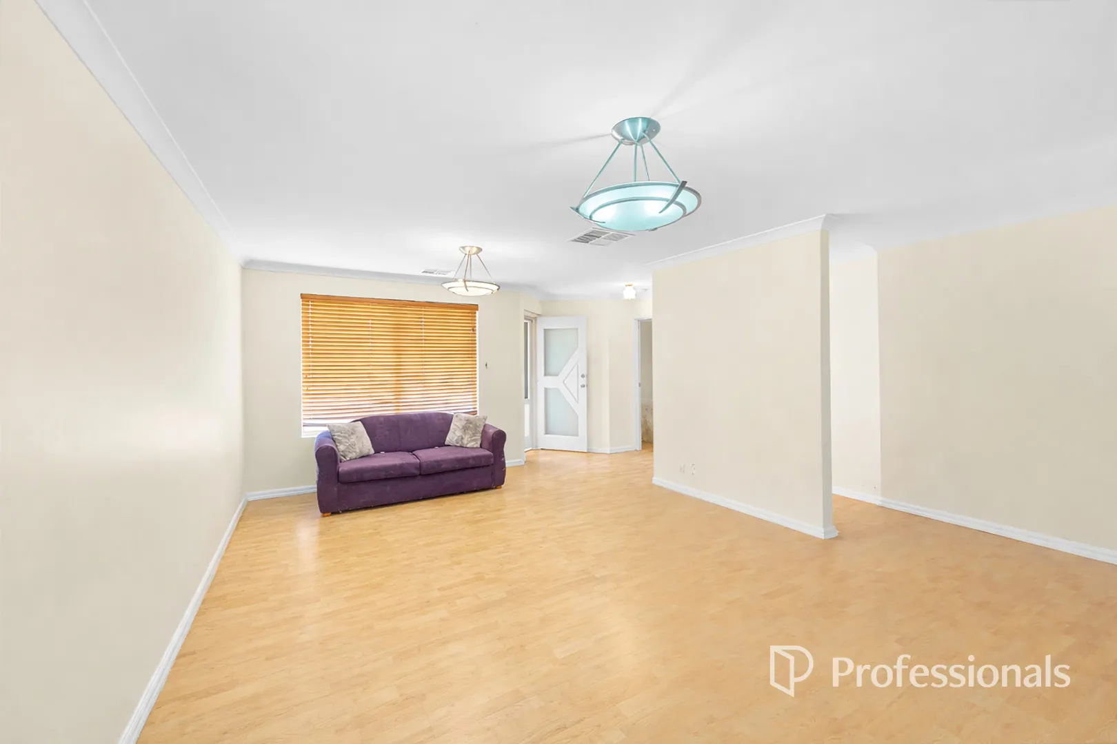 House in Australind - View 4