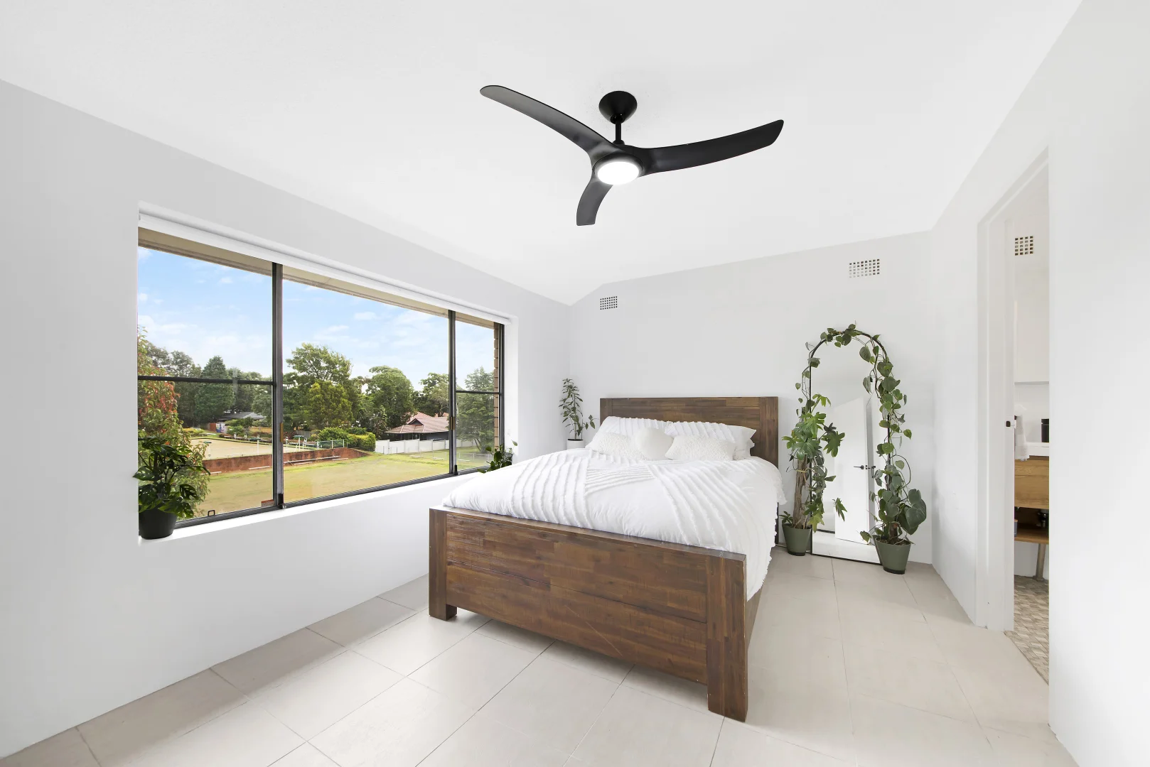 Additional image 4 of 5/143-145 Burns Bay Road, Lane Cove NSW 2066