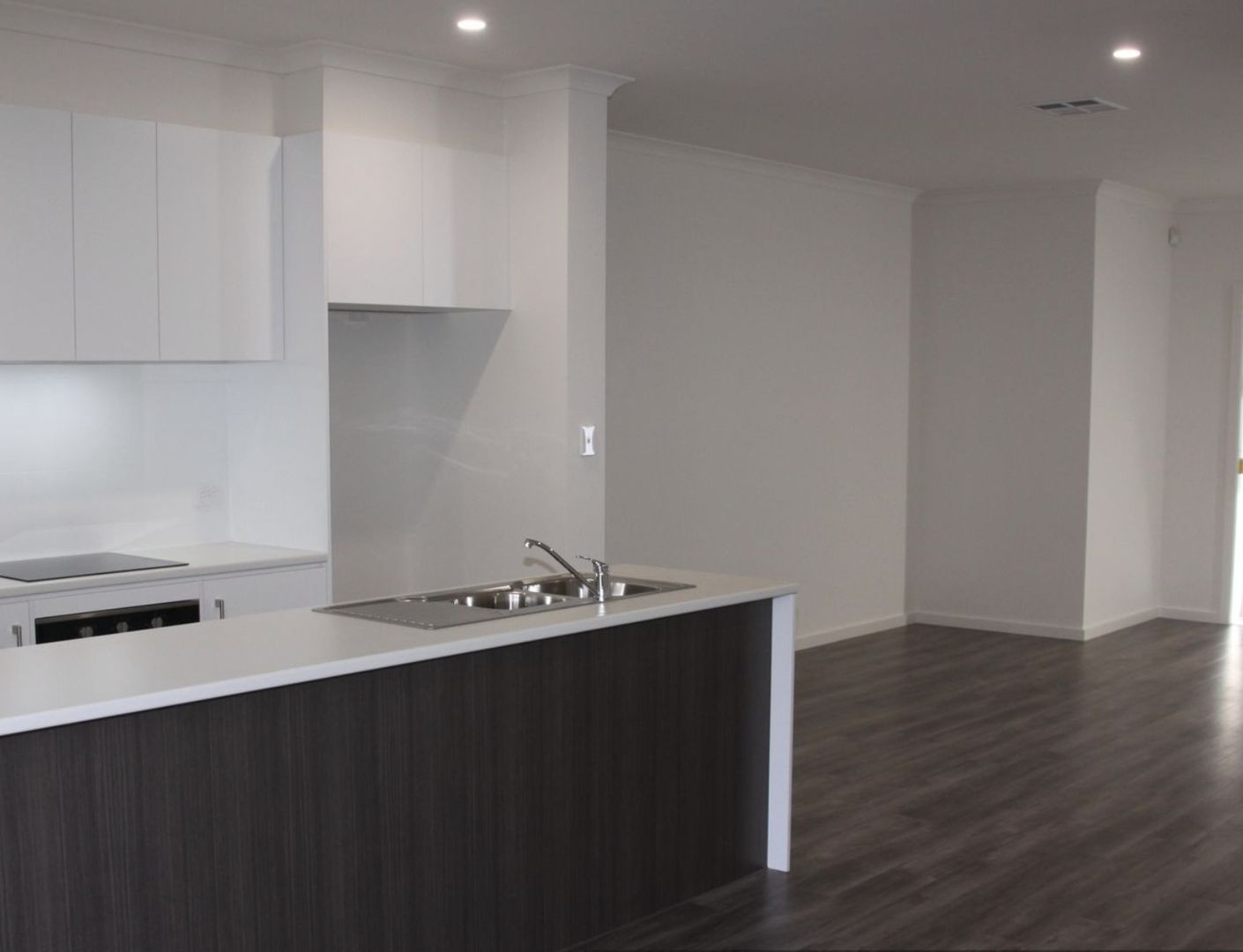 20 Sawter Lane, Seaford Heights SA 5169 House For Rent 495 Domain