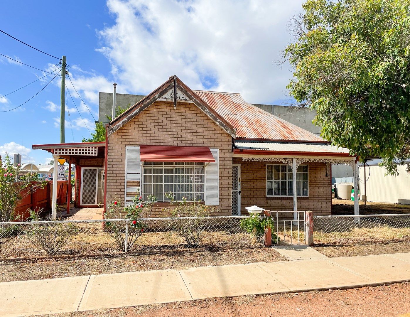 94 Polaris Street, Temora NSW 2666, Image 0