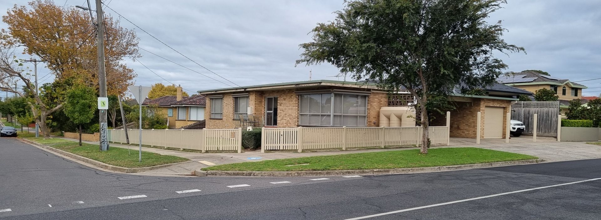 2 Jennifer Street, Cheltenham VIC 3192