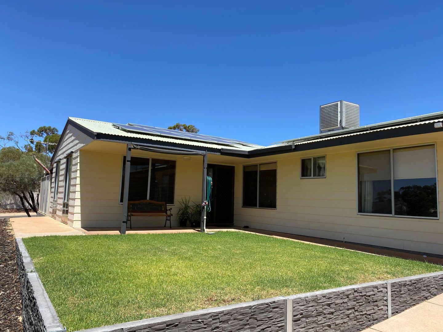 14 Bopeechee Street, Roxby Downs SA 5725, Image 1