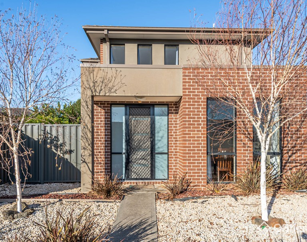 1/2 Parkwood Court, Deer Park VIC 3023