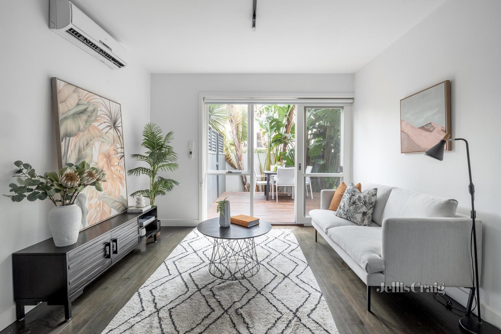 2/74 Mathoura Road, Toorak VIC 3142 Domain