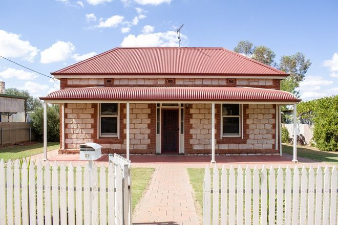 Picture of 27 Jervois St, PETERBOROUGH SA 5422