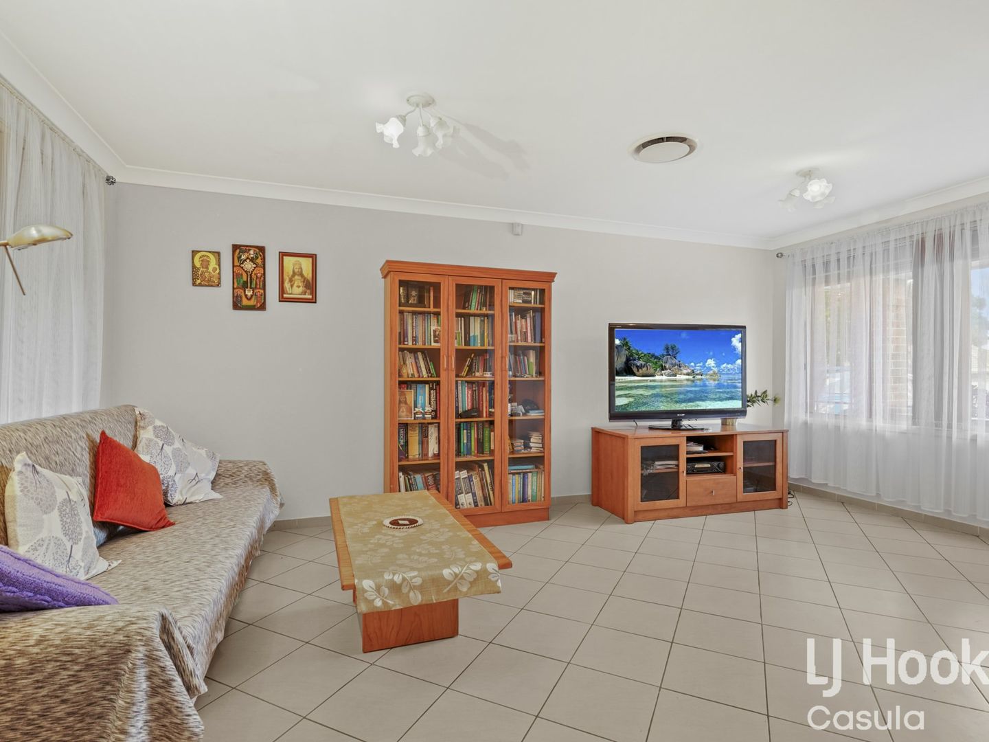 7 Ovens Close, Horningsea Park NSW 2171, Image 2