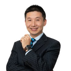 Steven Guan, Property manager