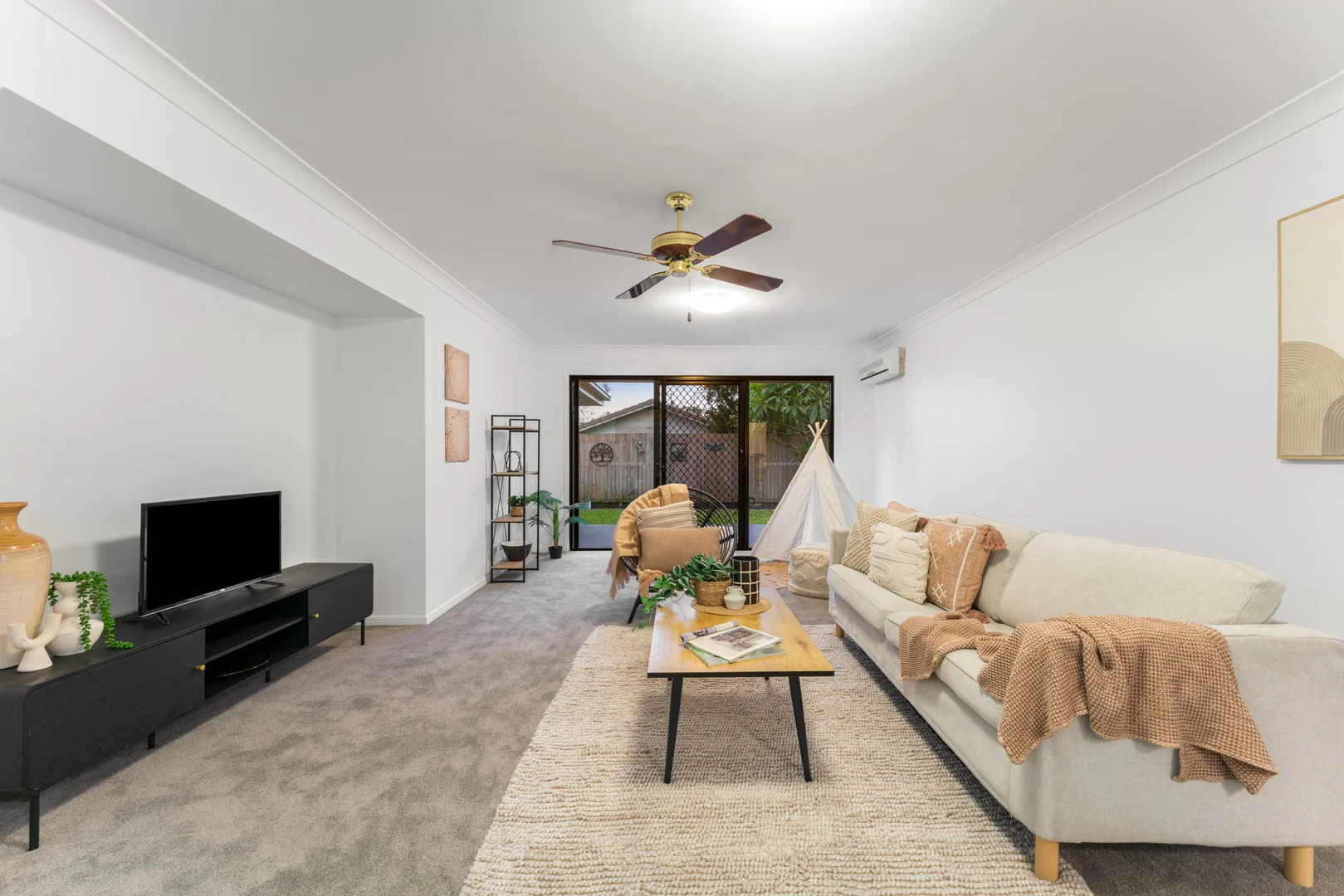 Additional image 3 of 16 Voss Boulevard, Heritage Park QLD 4118