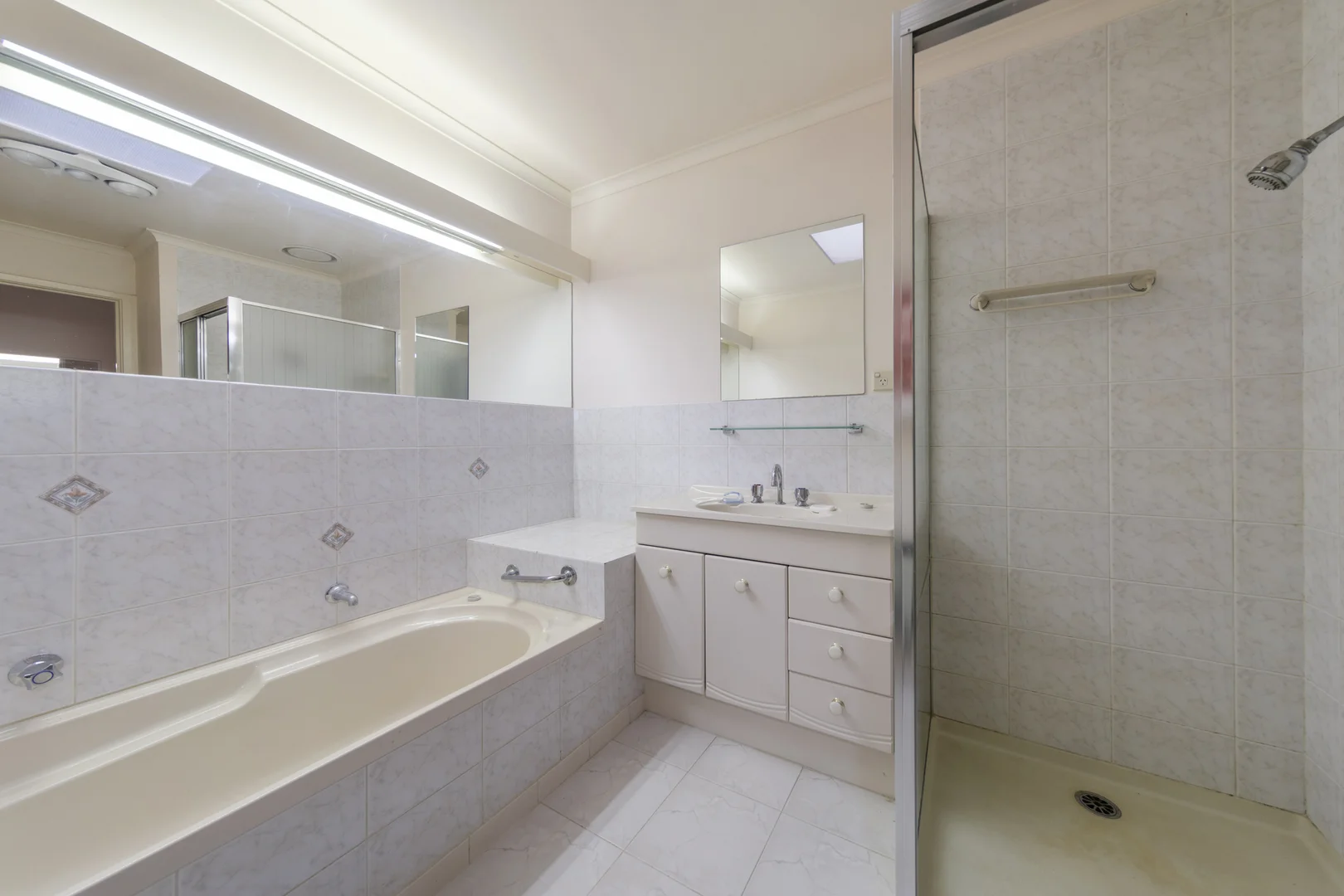 Additional image 8 of 2A Guernsey Avenue, Hampton East VIC 3188