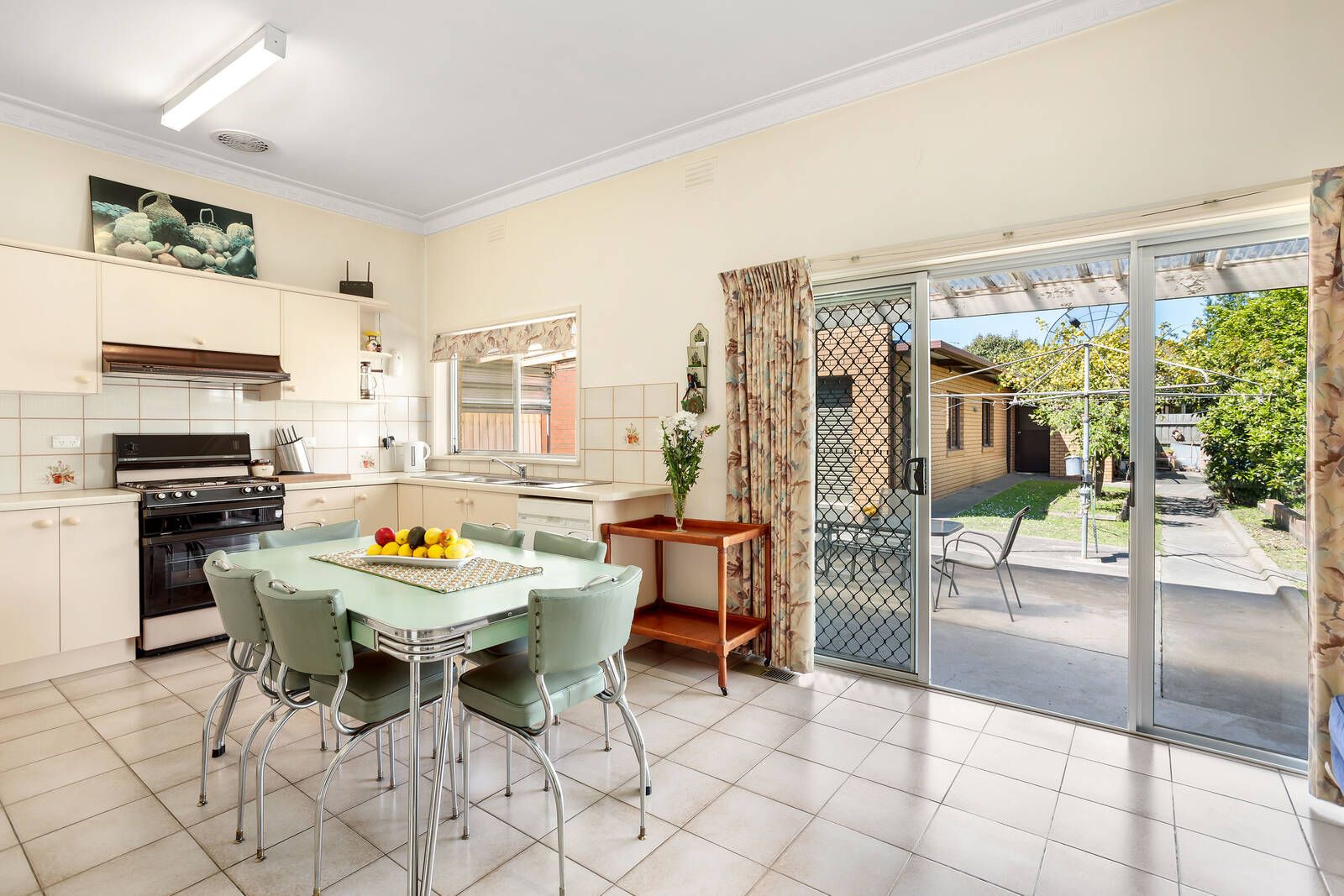 8 Grandview Road, Preston VIC 3072, Image 1