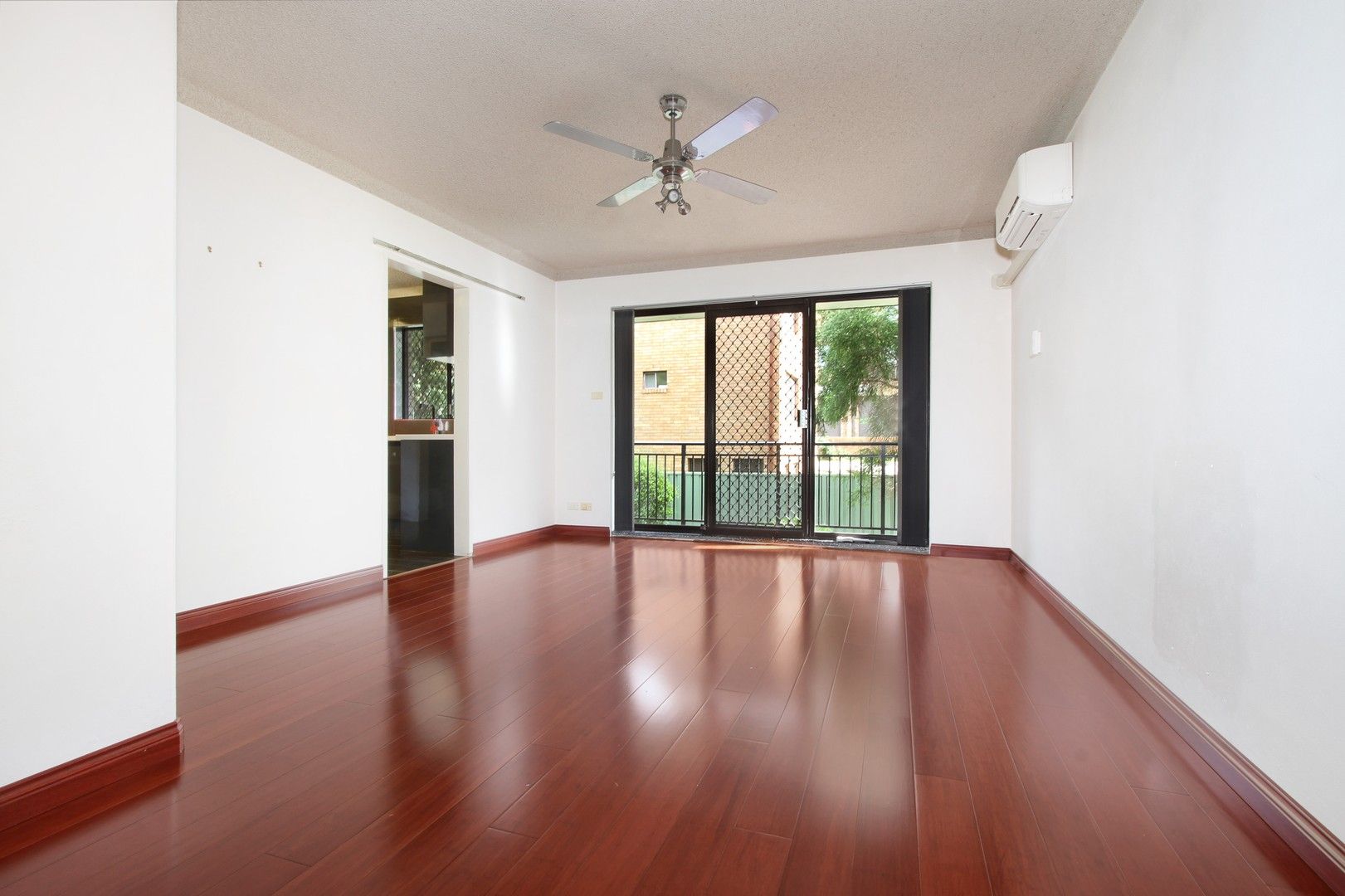 2 bedrooms Apartment / Unit / Flat in 3/32 Gipps Street WOLLONGONG NSW, 2500